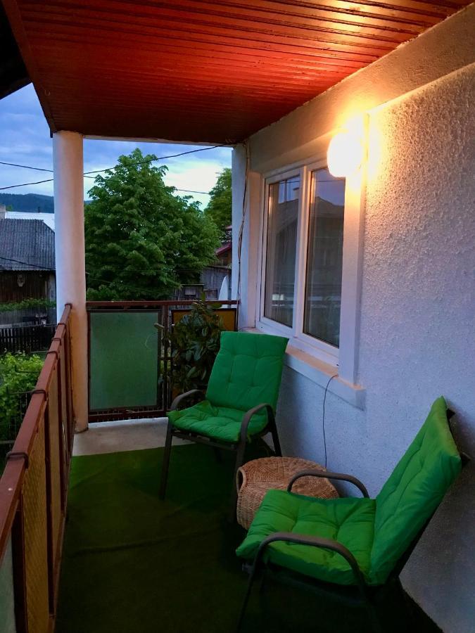 Apartament Vica Gura Humorului Exterior photo
